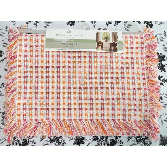 Room and Retreat NWT Table Runner 100% Cotton 14in x 72in Knit Plaid Classic - Picture 2 of 6